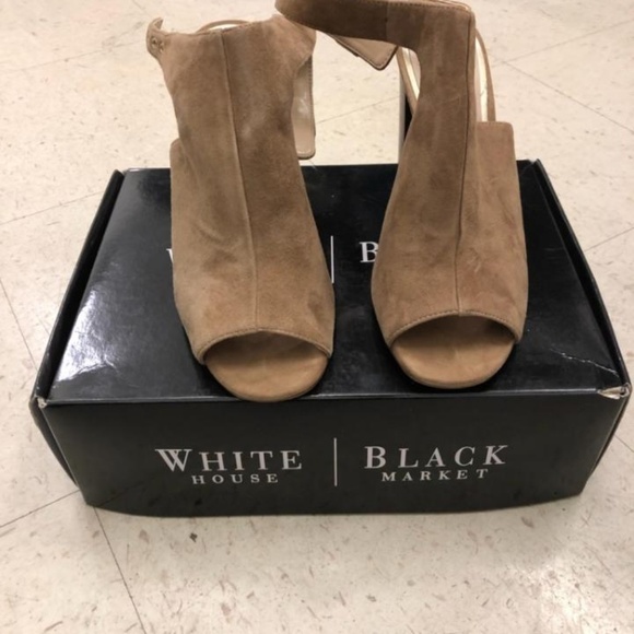 White House Black Market Shootie - Picture 2 of 3